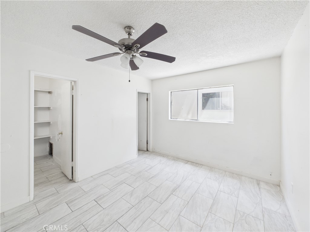 2312 Commonwealth Property Photo 16