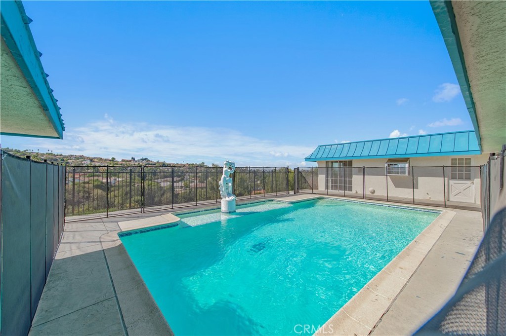 1315 S Golden Vista Drive Property Photo 8