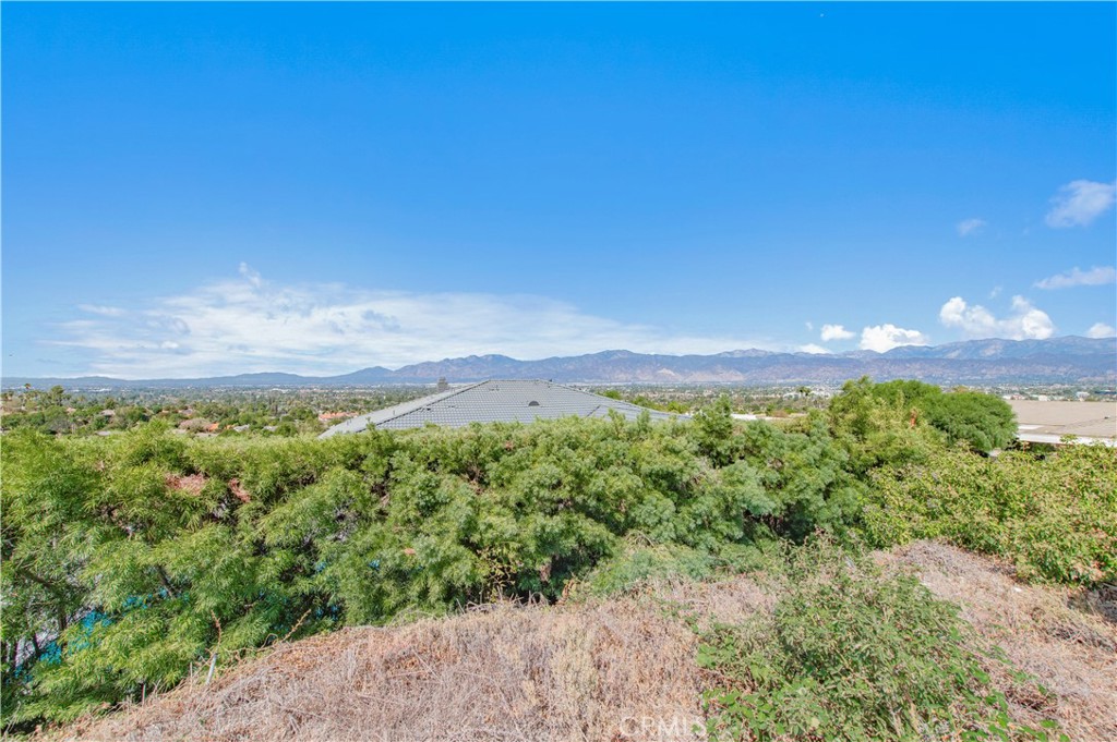 1315 S Golden Vista Drive Property Photo 35