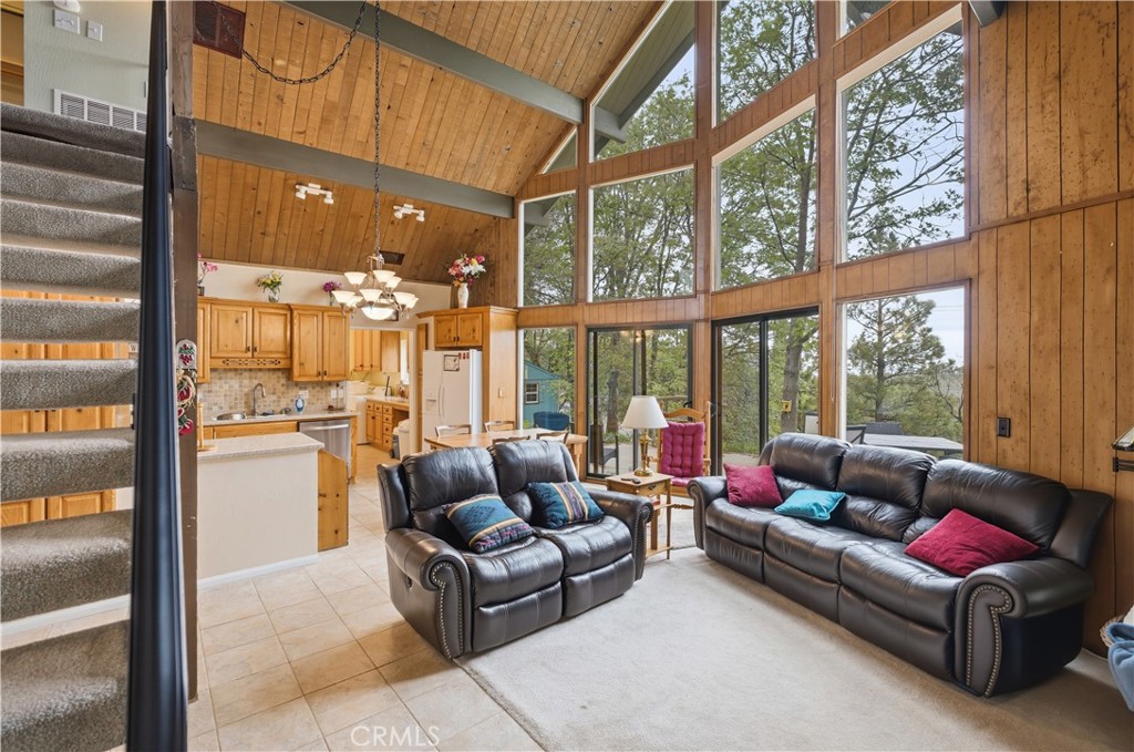 1170 Klondike Property Photo 12