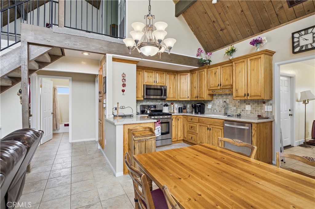 1170 Klondike Property Photo 15