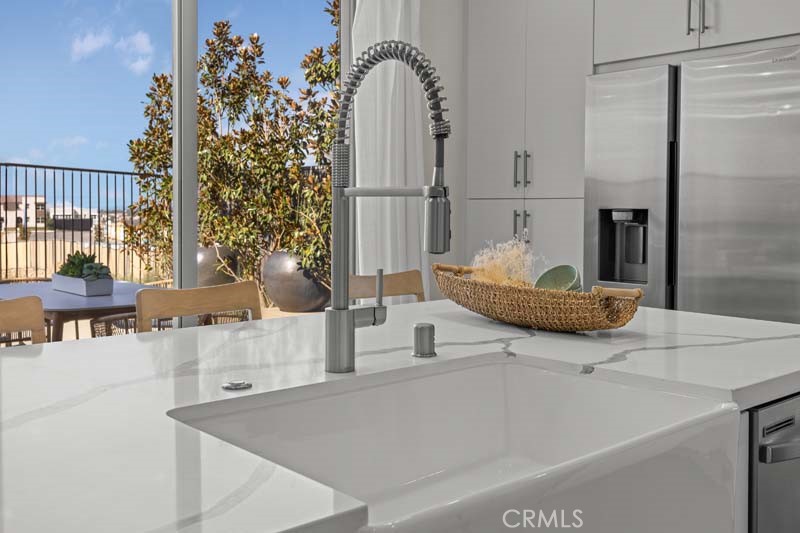 15881 Blue Copper Way Property Photo 10