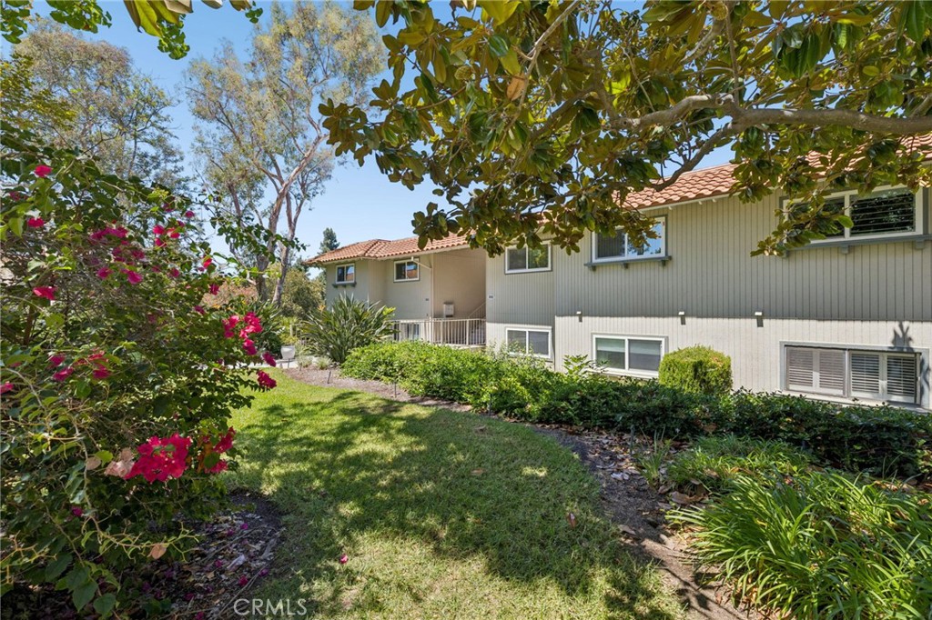 890 B Ronda Sevilla Property Photo 1