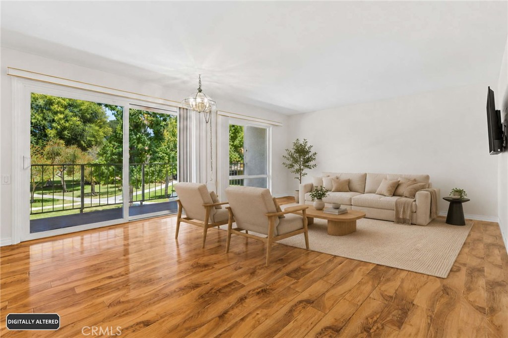 890 B Ronda Sevilla Property Photo 2