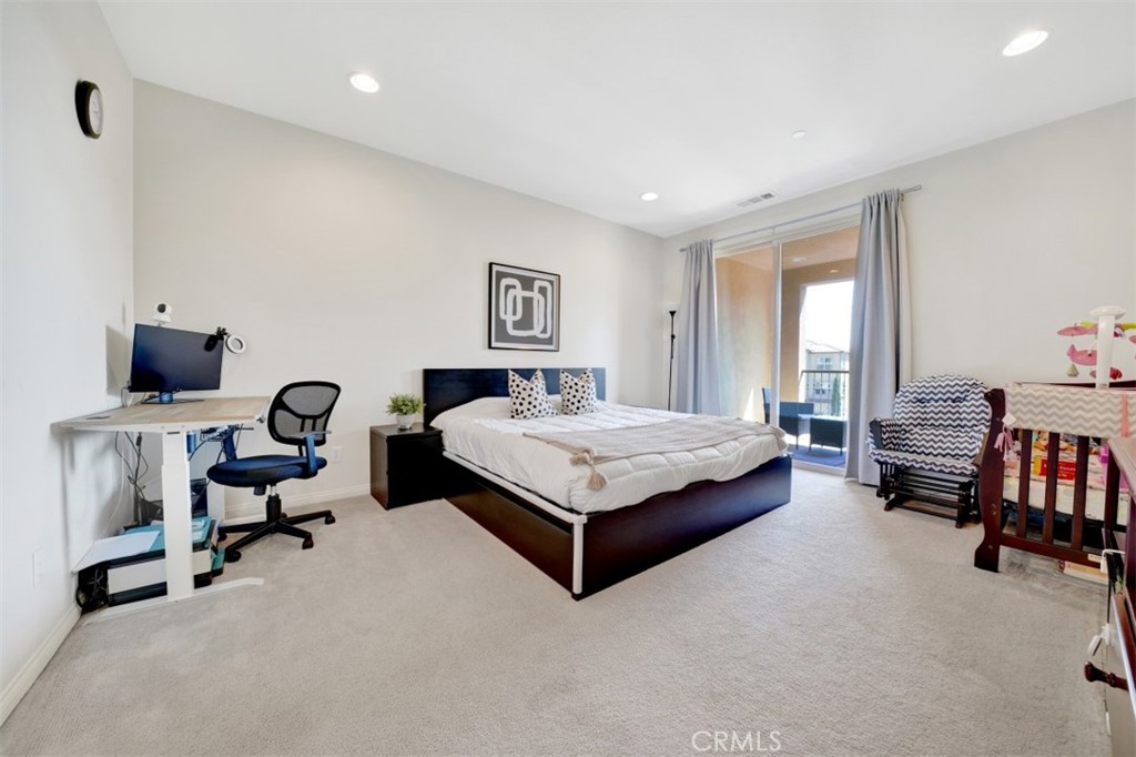 92 Capricorn Property Photo 18