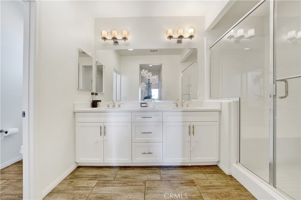 92 Capricorn Property Photo 21