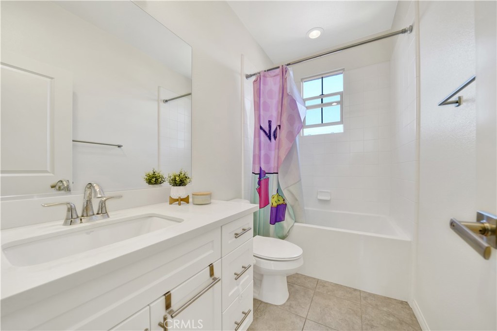 92 Capricorn Property Photo 26