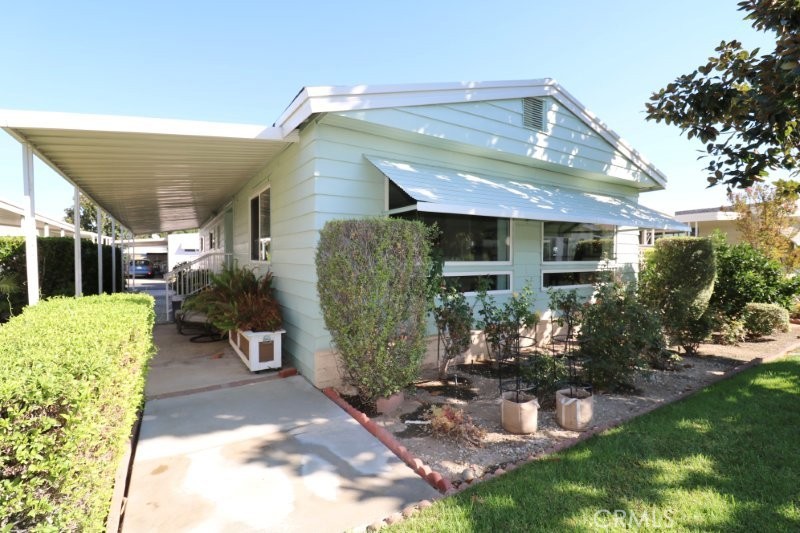16742 Lake Knoll Lane 187 Property Photo 2