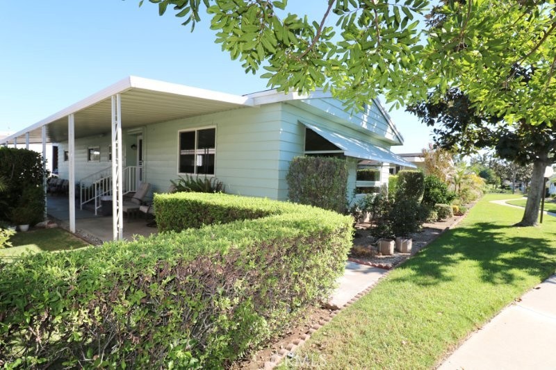 16742 Lake Knoll Lane 187 Property Photo 4