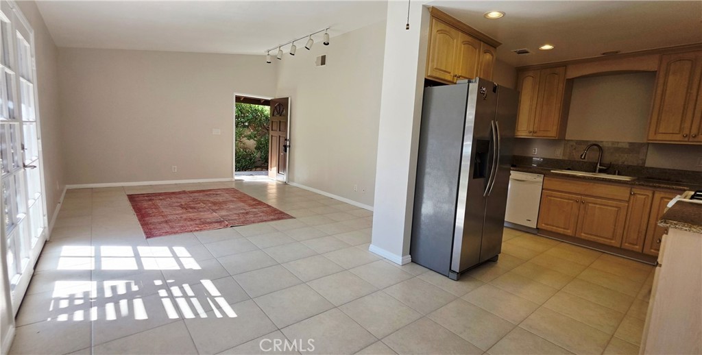 23512 Lampara Drive Property Photo 7