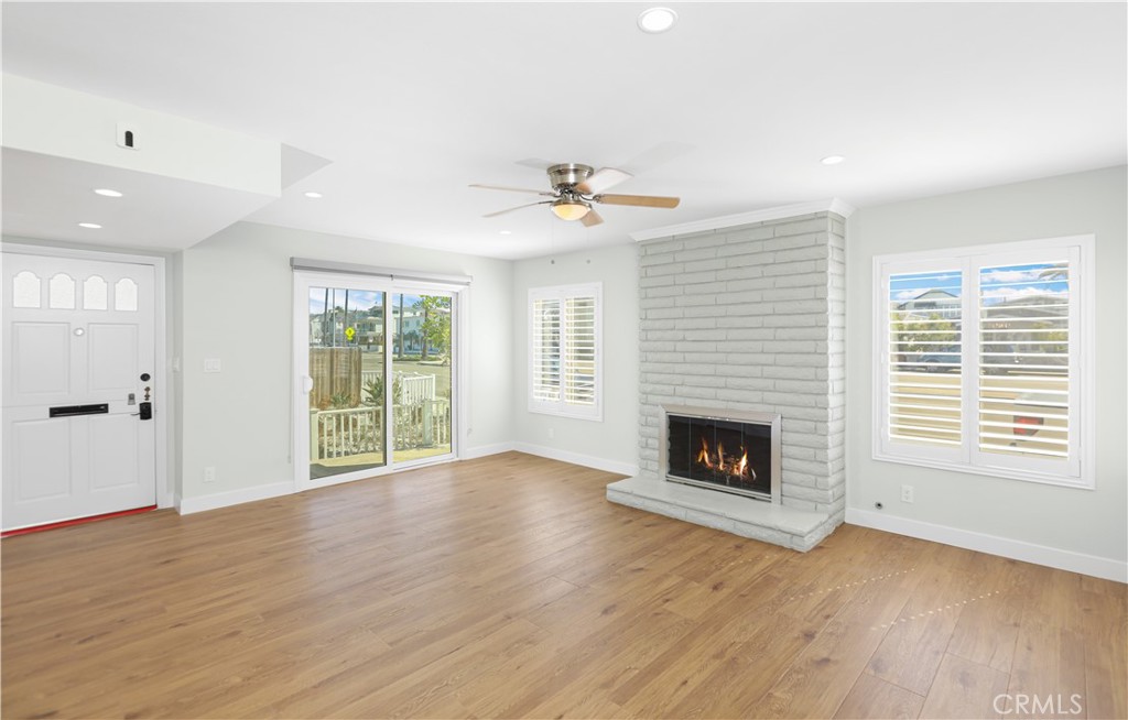 810 W Balboa Boulevard A Property Photo 4