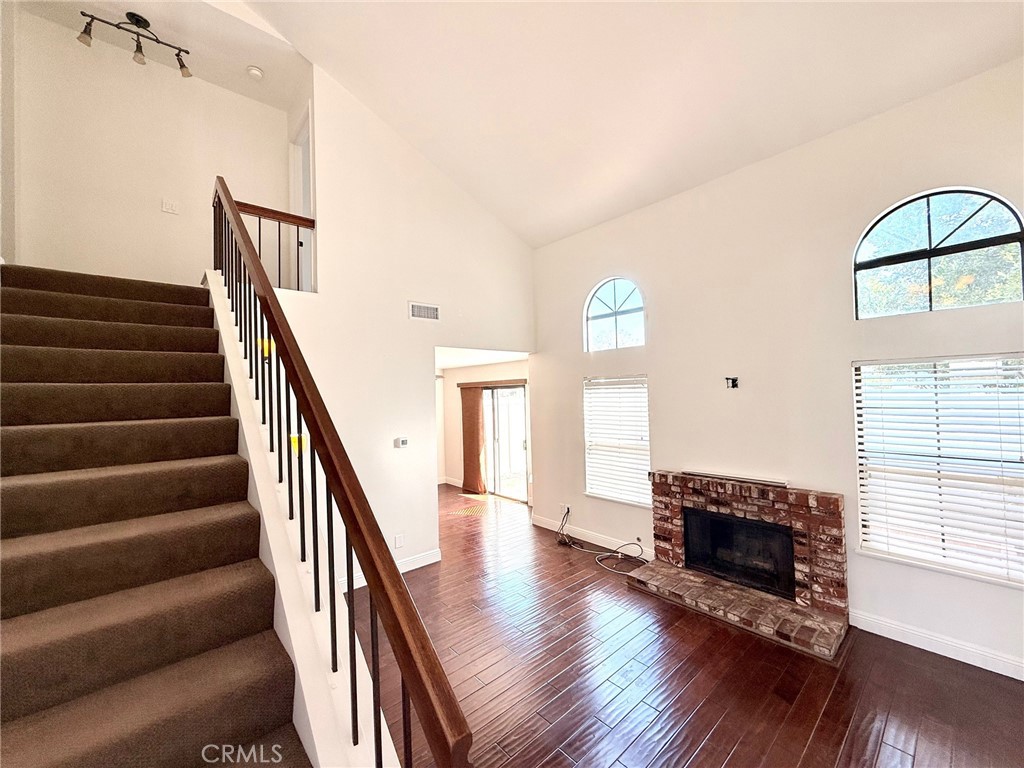 26141 Las Flores B Property Photo 2