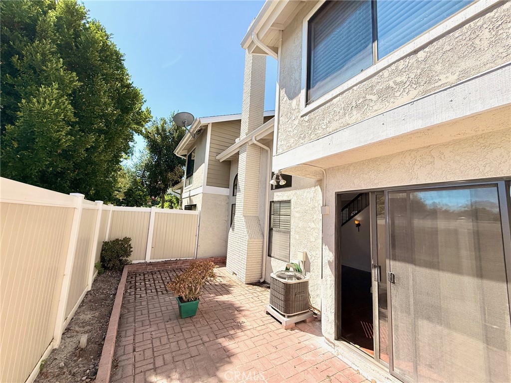 26141 Las Flores B Property Photo 9