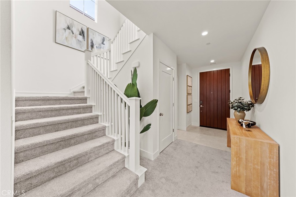 115 Fairgreen Property Photo 5