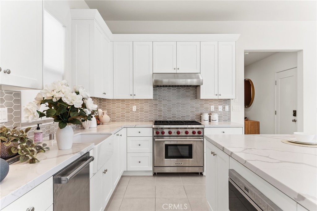 115 Fairgreen Property Photo 9
