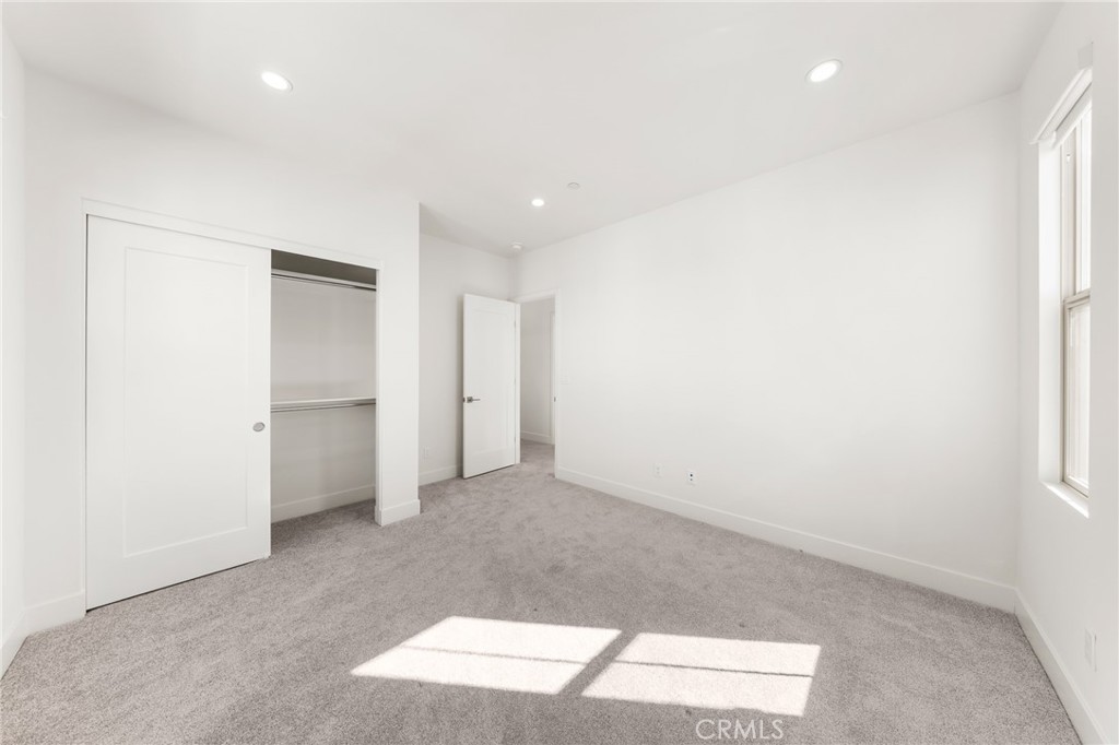 115 Fairgreen Property Photo 31