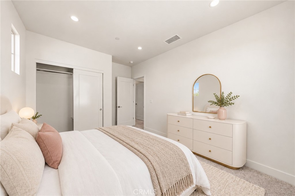 115 Fairgreen Property Photo 33