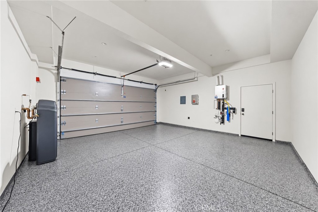 115 Fairgreen Property Photo 37