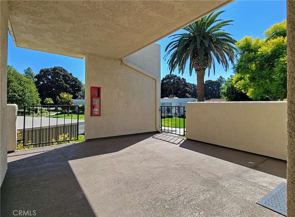 2238 Via Puerta A Property Photo 6