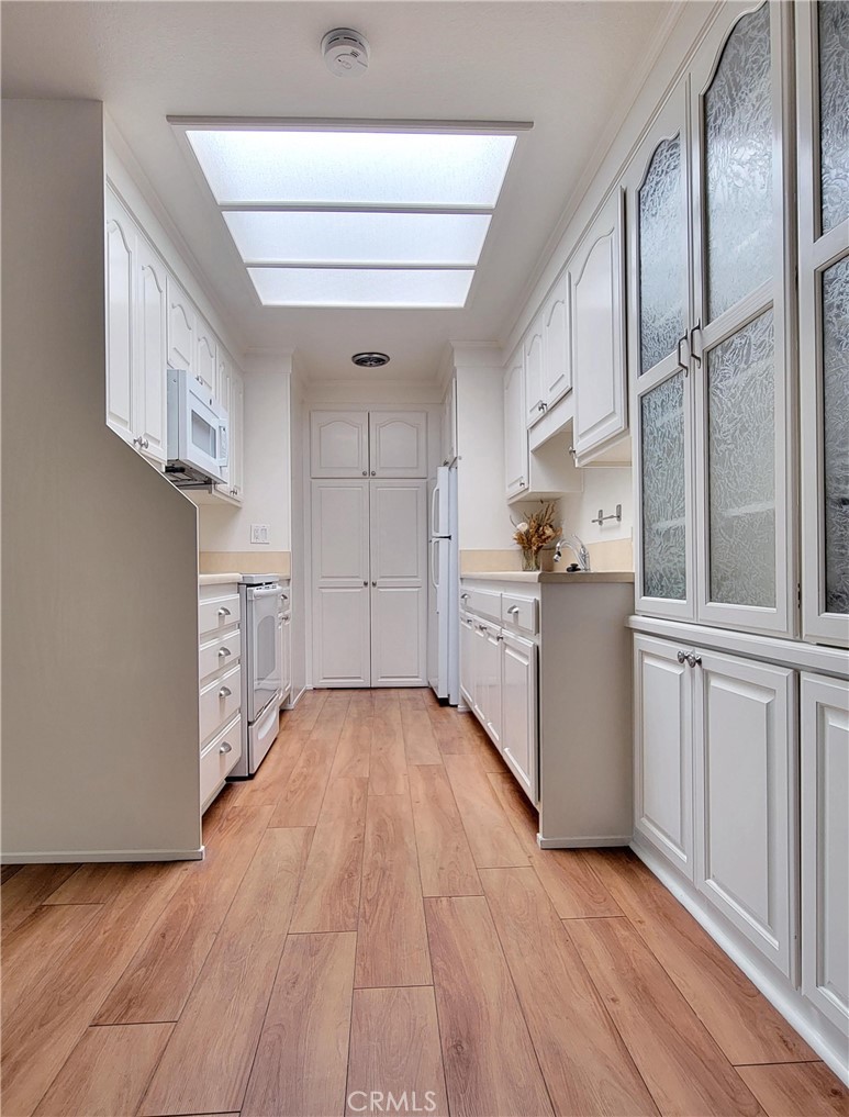 2238 Via Puerta A Property Photo 12