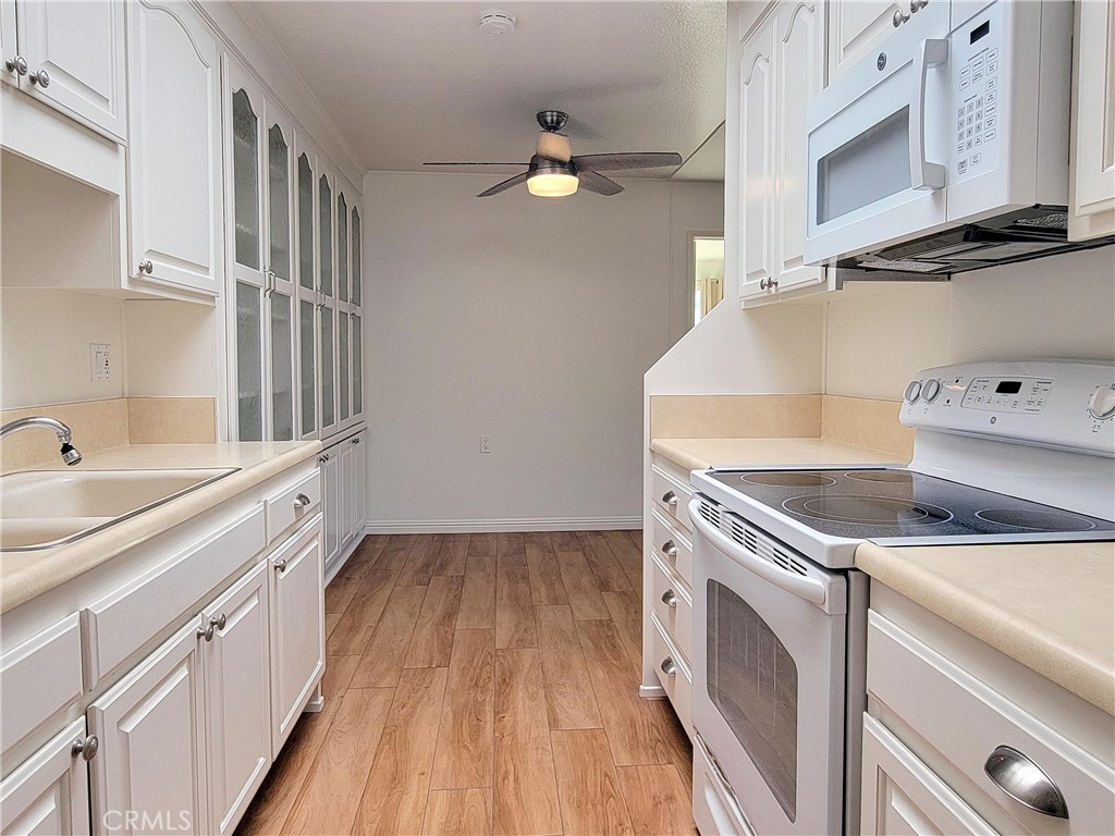 2238 Via Puerta A Property Photo 17