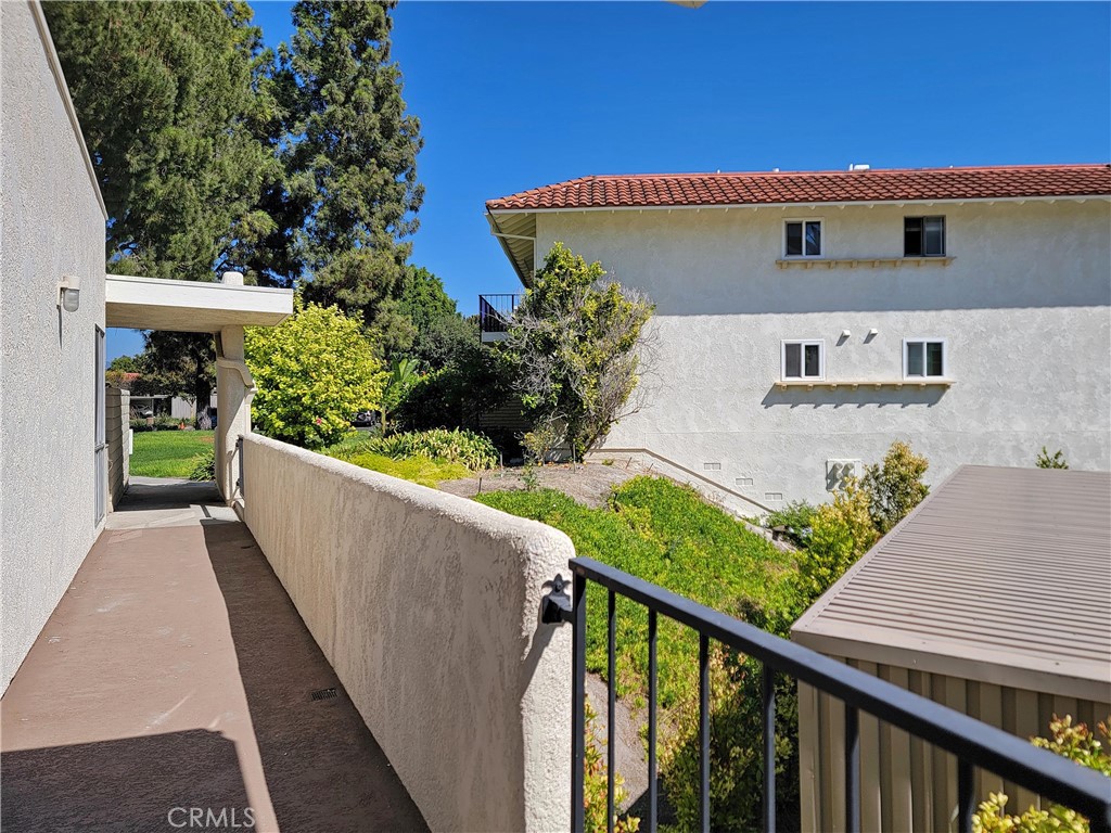 2238 Via Puerta A Property Photo 29