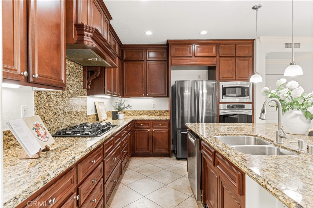 46 Golf Property Photo 17