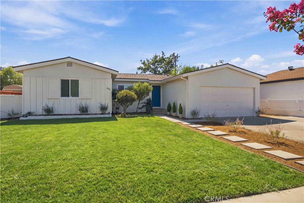 235 E Fromer Street Property Photo 8