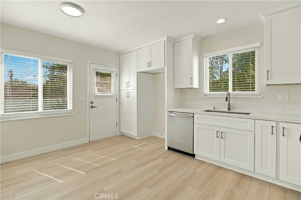 235 E Fromer Street Property Photo 10