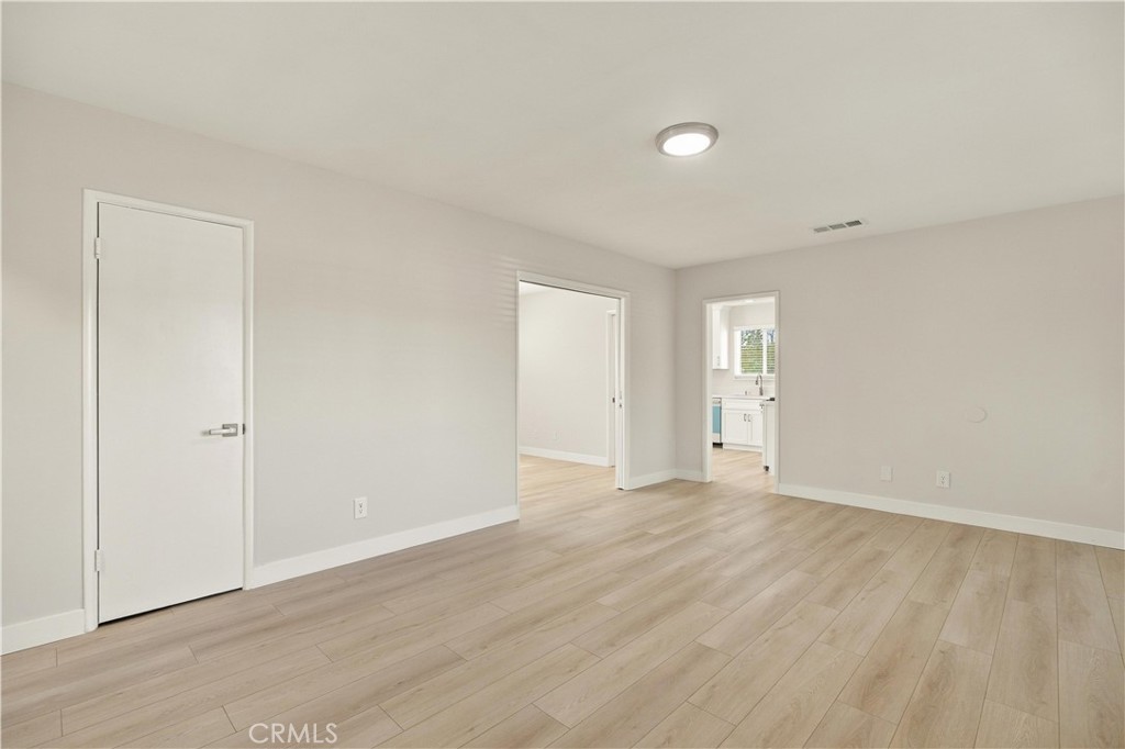 235 E Fromer Street Property Photo 30