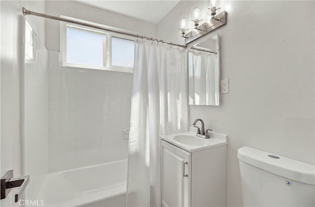 235 E Fromer Street Property Photo 38