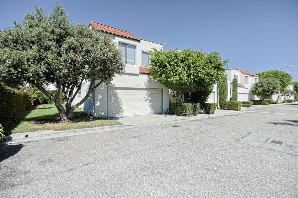 9051 Biola Lane Property Photo 3