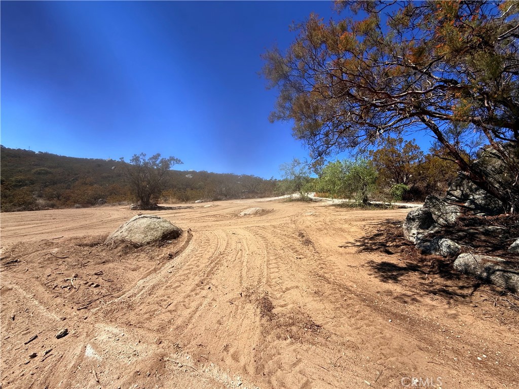 46525 Stanley Road Property Photo 9