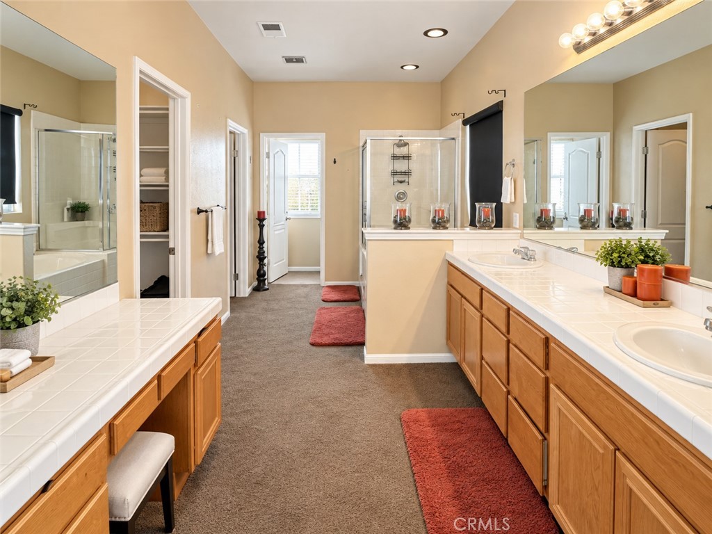 176 Nightfall Property Photo 12