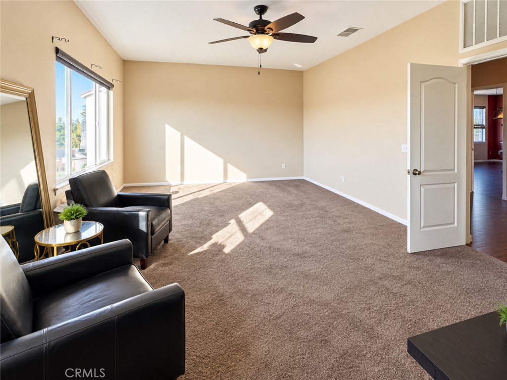176 Nightfall Property Photo 13