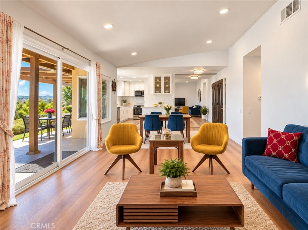 28052 Via Herrera Property Photo 7
