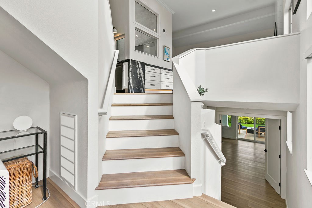 105 Palm Beach Property Photo 4