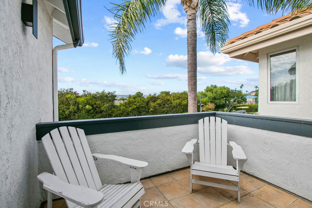 105 Palm Beach Property Photo 6