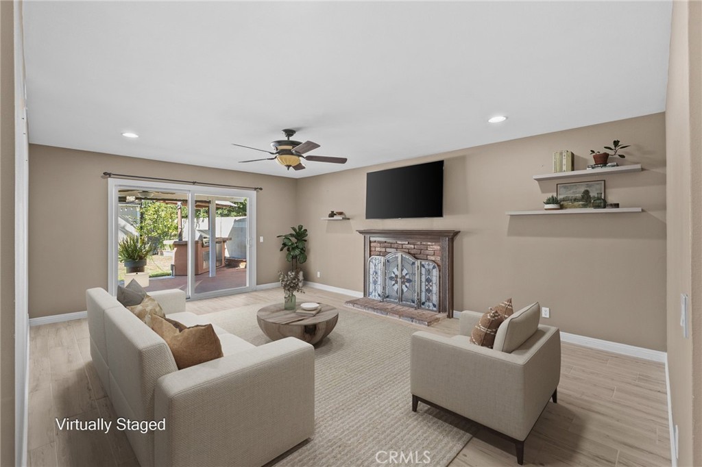 16721 Maple Property Photo 2