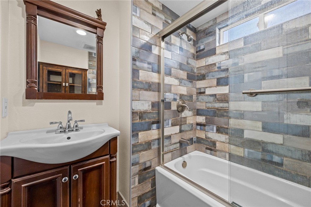 16721 Maple Property Photo 15