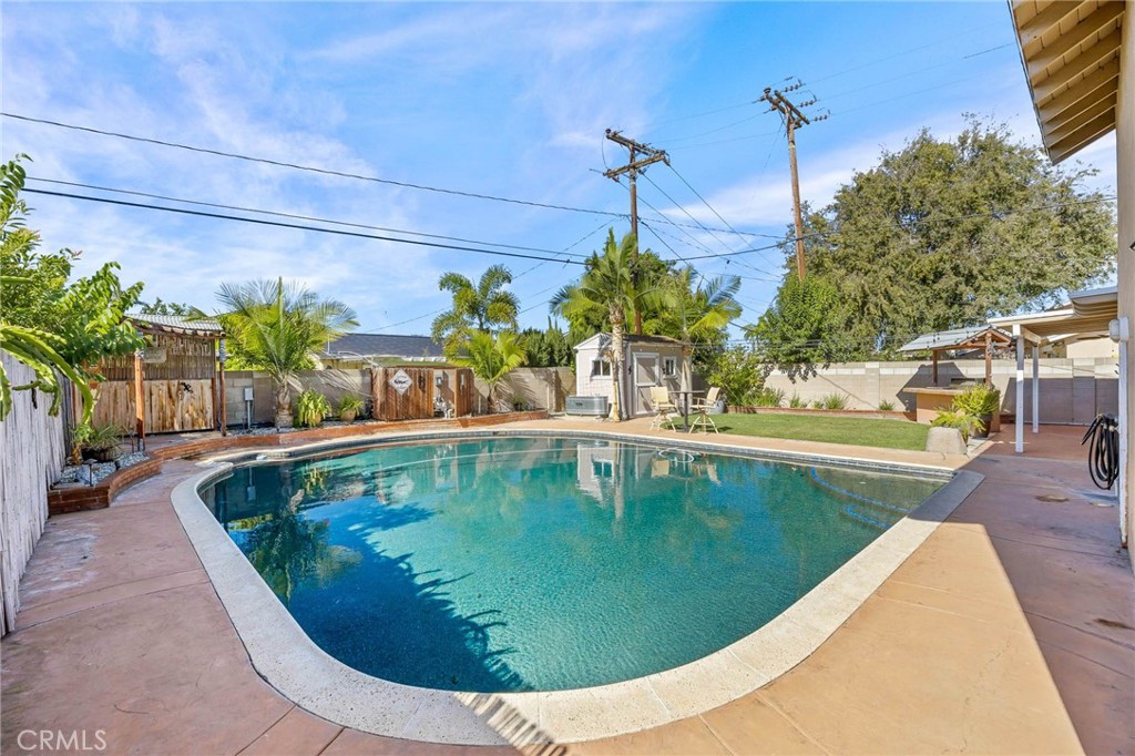 16721 Maple Property Photo 19