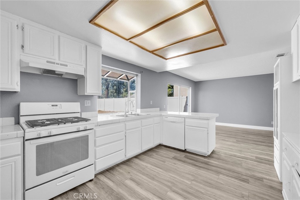 24527 Wind Flower Drive Property Photo 10