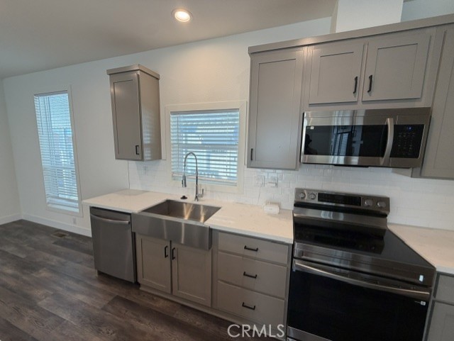 3444 Center Street 48 Property Photo 7