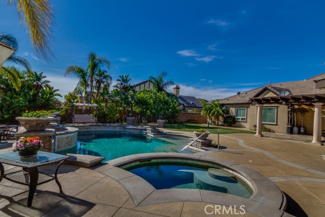 19244 Falabella Property Photo 23