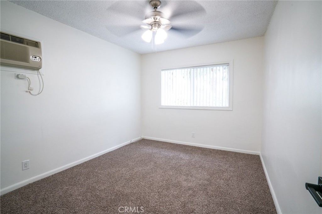 140 W Orangethorpe Avenue Property Photo 14