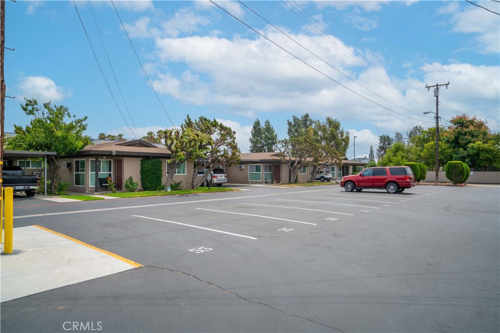 140 W Orangethorpe Avenue Property Photo 22