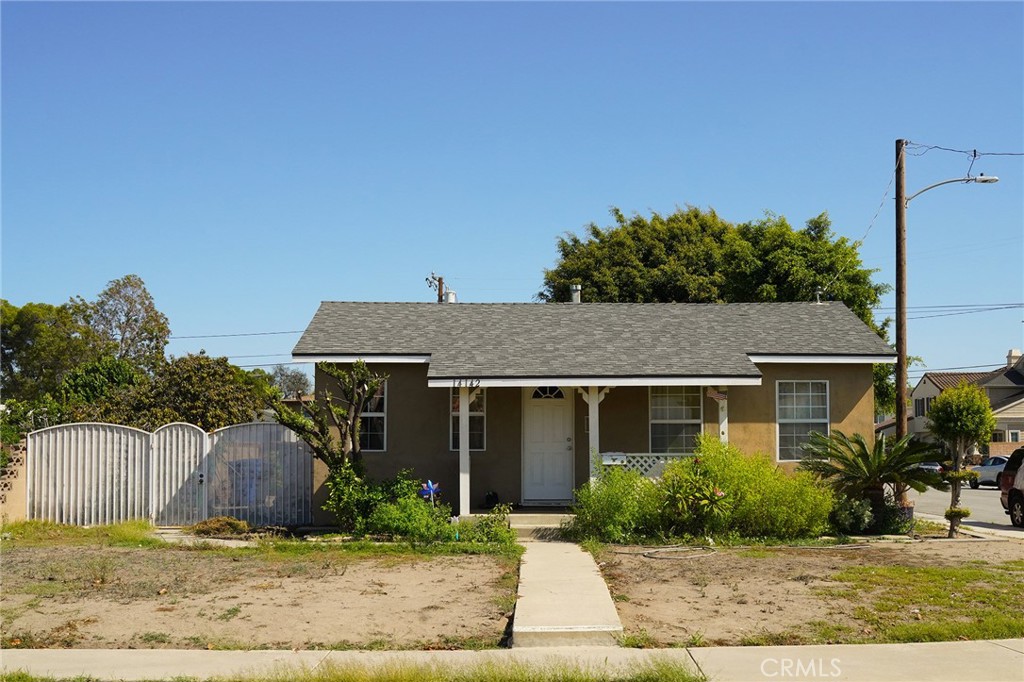 14142 Locust Property Photo 3
