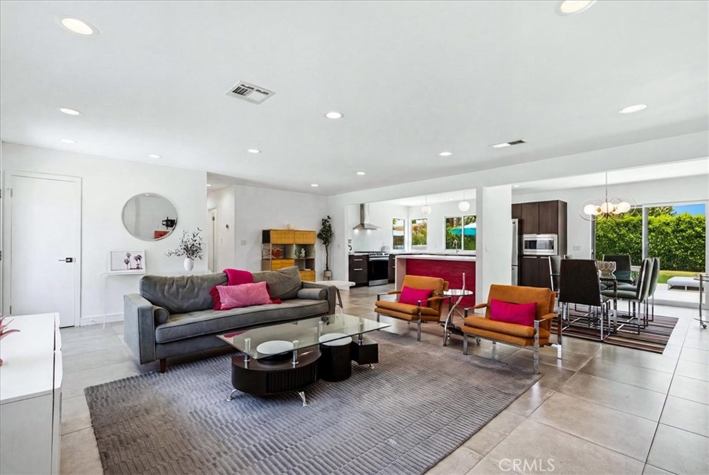 70170 Sun Valley Property Photo 6