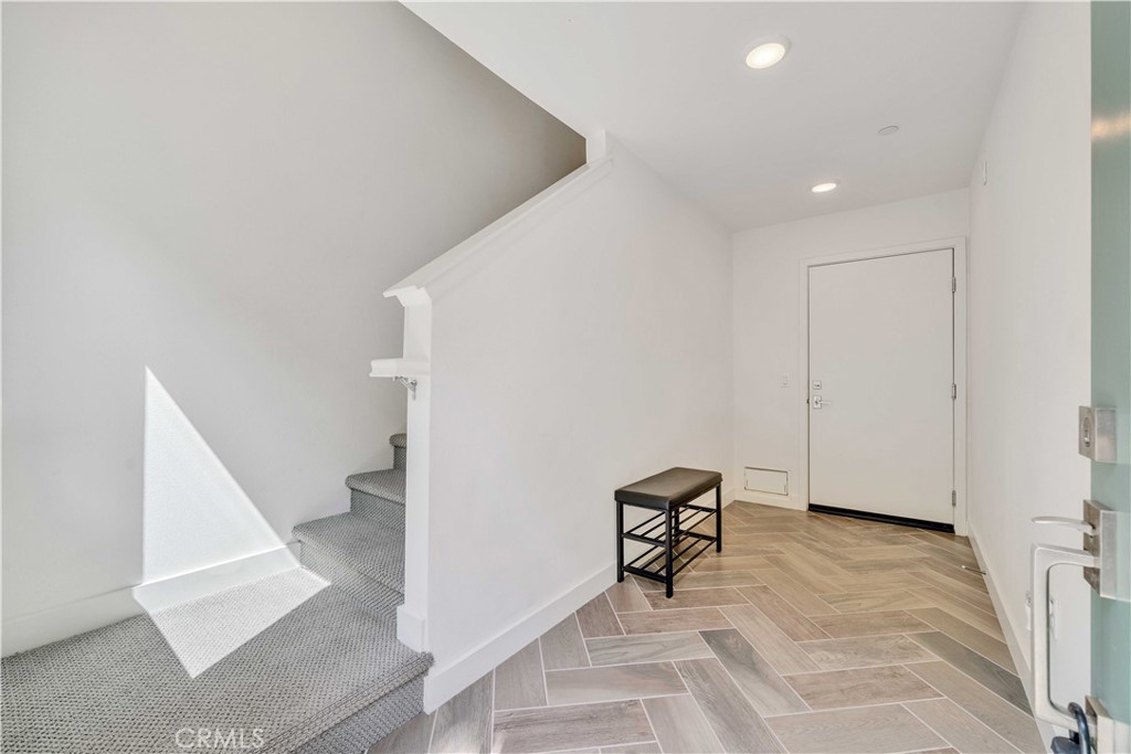 769 Doheny Property Photo 3