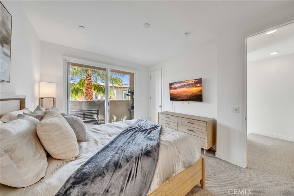 769 Doheny Property Photo 20